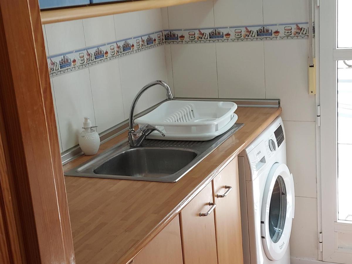 Orihuela - Sleeps 6 - Pool - Parking - Petfriendly Villa Buitenkant foto