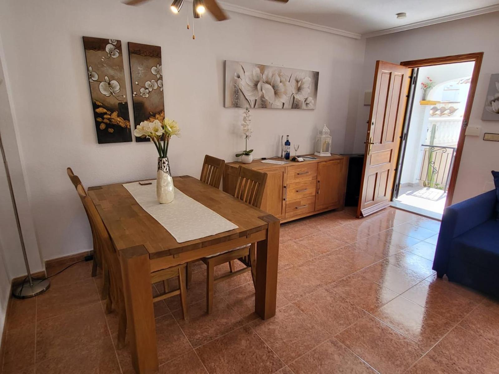 Orihuela - Sleeps 6 - Pool - Parking - Petfriendly Villa Buitenkant foto